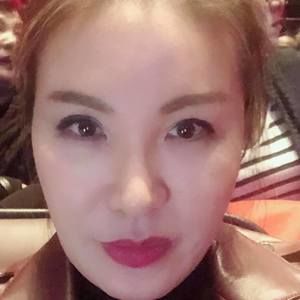 Meet your Posher, Eunsoon